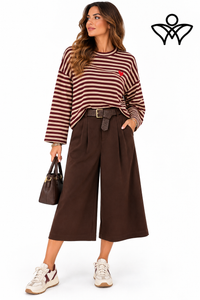 Bermuda pantalón ancho marrón chocolate de paño con cinturón