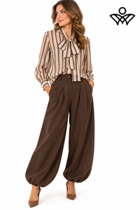 Camisa de gasa marrón y beige de mujer con rayas y lazo