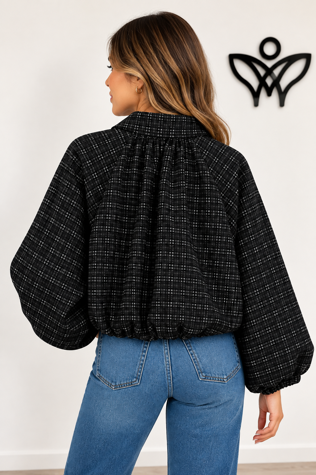 Bomber de cuadros en blanco y negro con cremallera
