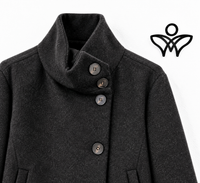 Chaqueta corta de paño marrón chocolate con cuello mao y botones