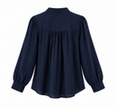 Camisa azul marino de mujer con cuello mao y volante delantero