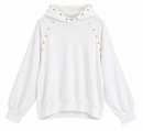 Sudadera de mujer blanca con capucha y tachuelas doradas