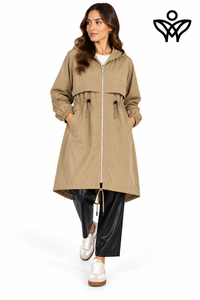 Trench gabardina beige con capucha y cintura ajustable