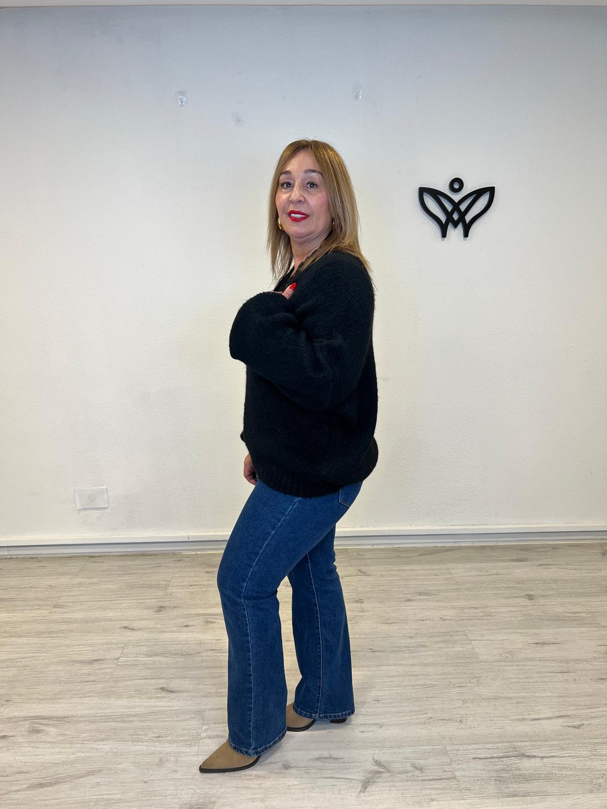 Jersey escote en pico oversize punto gordo negro