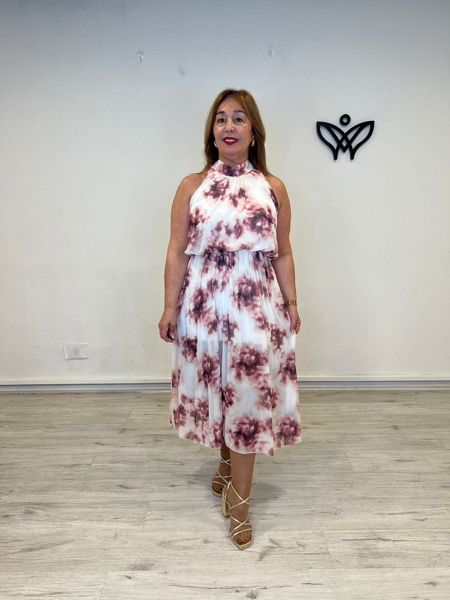 Vestido gasa estampado cuello halter midi