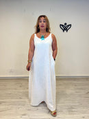 Vestido largo de lino blanco con bolsillos