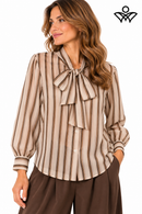 Camisa de gasa marrón y beige de mujer con rayas y lazo