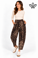 Pantalón balloon animal print con cintura elástica y bolsillos
