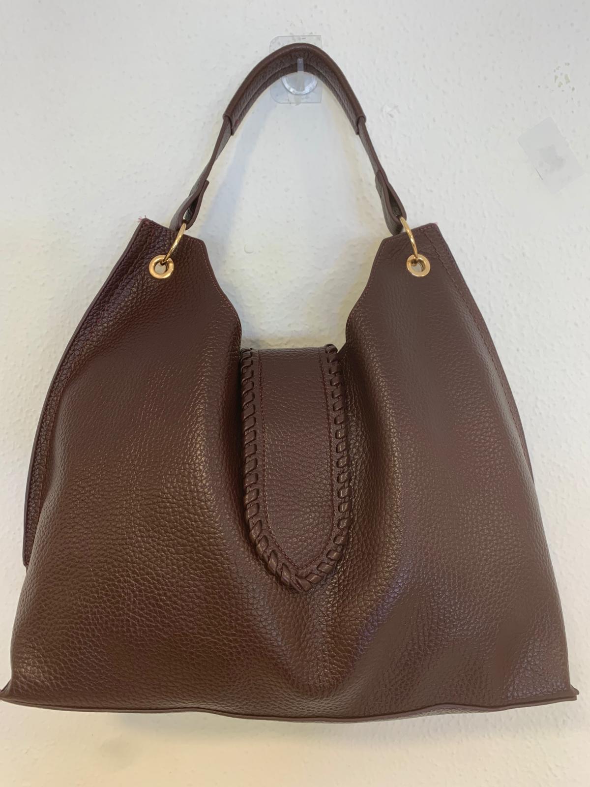 Bolso polipiel media luna burdeos