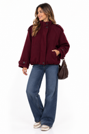 Chaquetón de paño burdeos para mujer, forrado y con botones