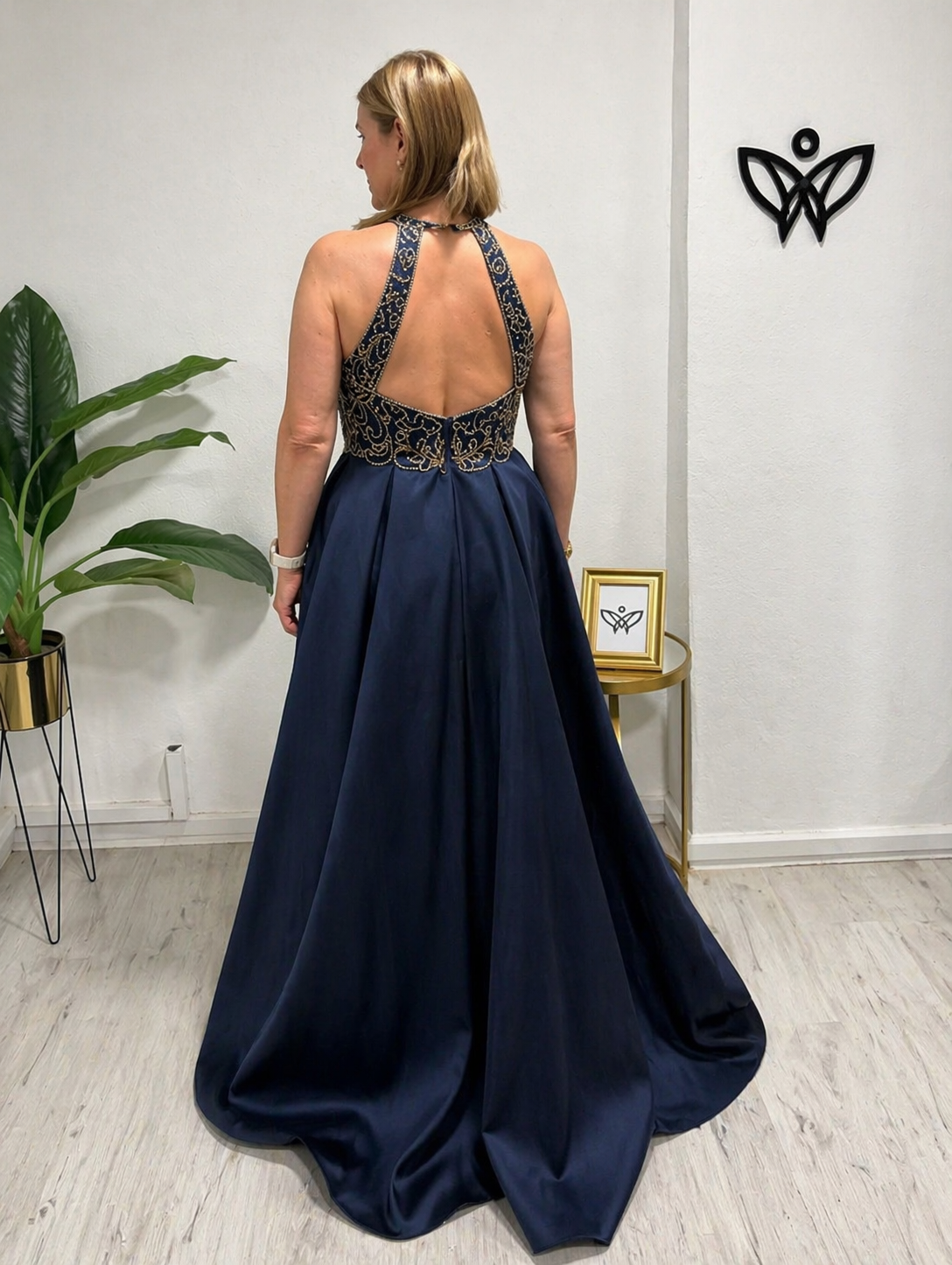 Vestido ceremonia ModFrance azul con pedrería