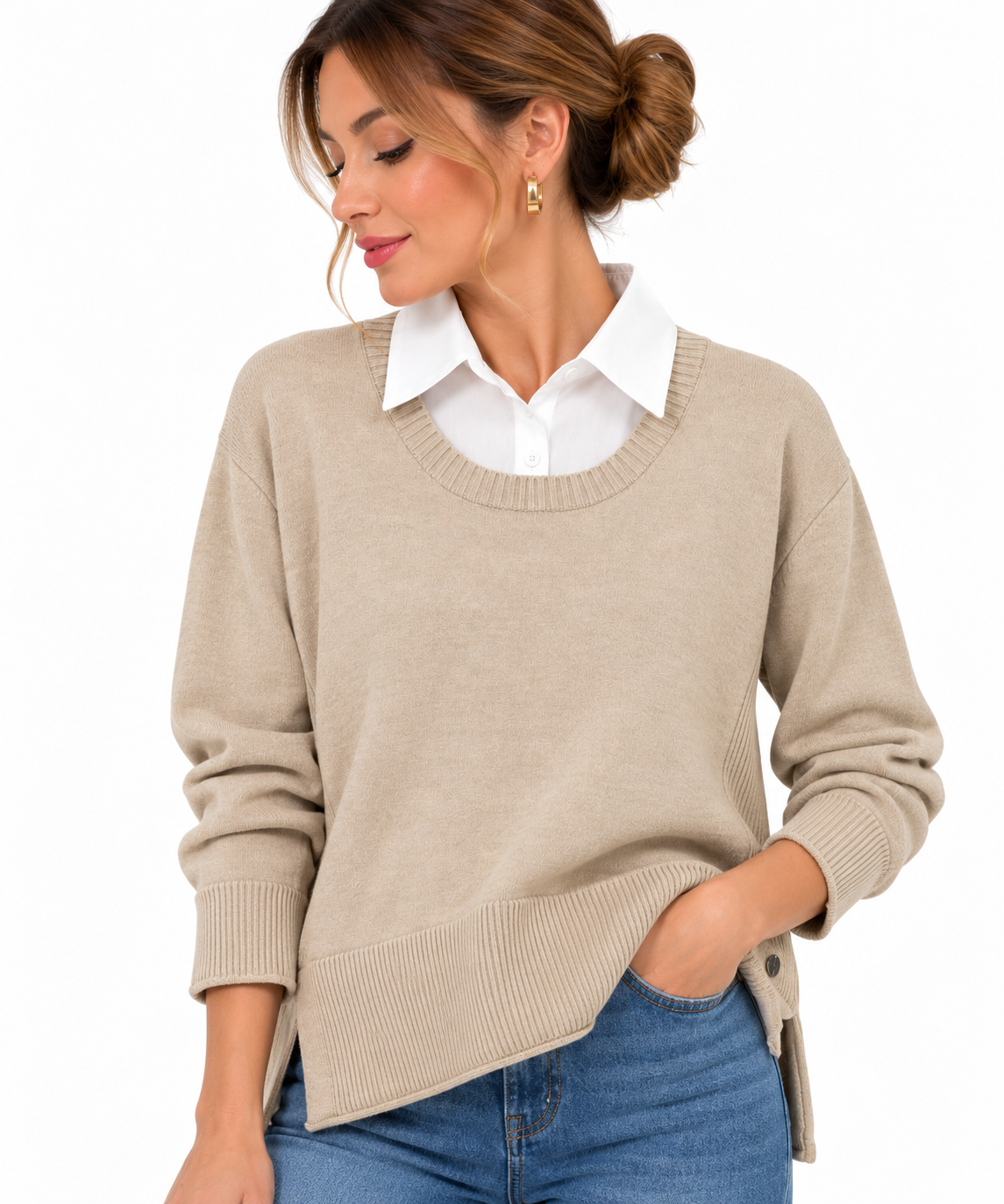 Jersey beige de punto con efecto camisa y bajo mas largo por detrás