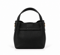 Bolso negro de mujer de polipiel con asa corta y hebilla dorada