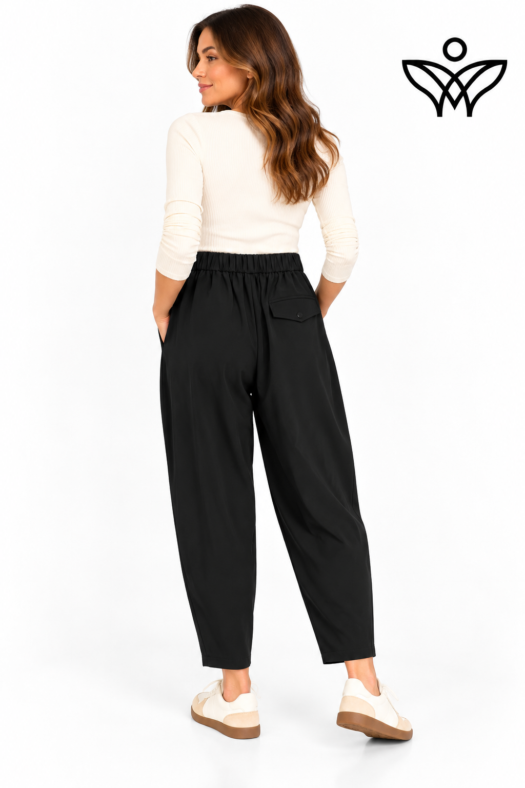 Pantalón balloon negro con cintura elástica y bolsillos