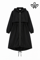 Trench gabardina negra con capucha, cintura ajustable y bolsillos