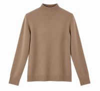 Jersey beige de mujer con cuello perkins de punto suave