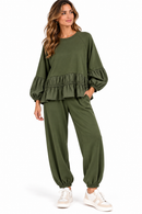 Conjunto de mujer verde militar de algodón con sudadera de volante y pantalón jogger