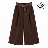 Bermuda pantalón ancho marrón chocolate de paño con cinturón