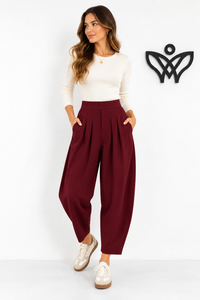 Pantalón balloon burdeos con cintura elástica y bolsillos