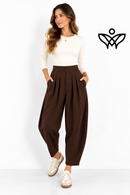 Pantalón balloon marrón chocolate con cintura elástica y bolsillos