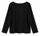 Sudadera de mujer negra de algodón con cuello pico y bolsillo con tachuelas plateadas