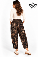Pantalón balloon animal print con cintura elástica y bolsillos