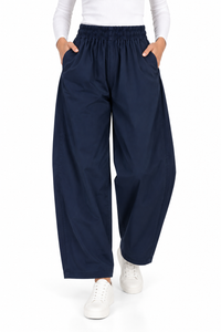 Pantalón balloon azul marino de mujer con cintura elástica y bolsillos