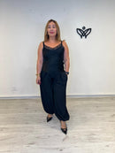 Pantalón Bombacho Negro de Pinzas con Cintura Elástica