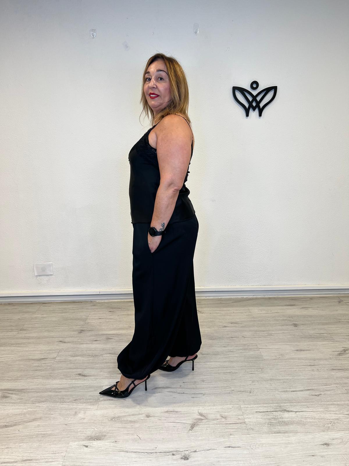 Pantalón Bombacho Negro de Pinzas con Cintura Elástica