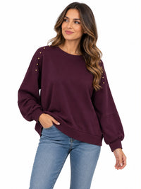 Sudadera de algodón berenjena con cuello redondo y tachuelas