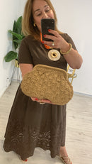 Bolso de rafia color natural cierre con imán