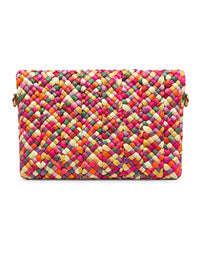 Bolso de rafia multicolor tipo cartera con asa de puño