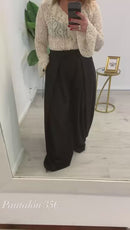 Pantalón largo de pinzas con bolsillos recto negro